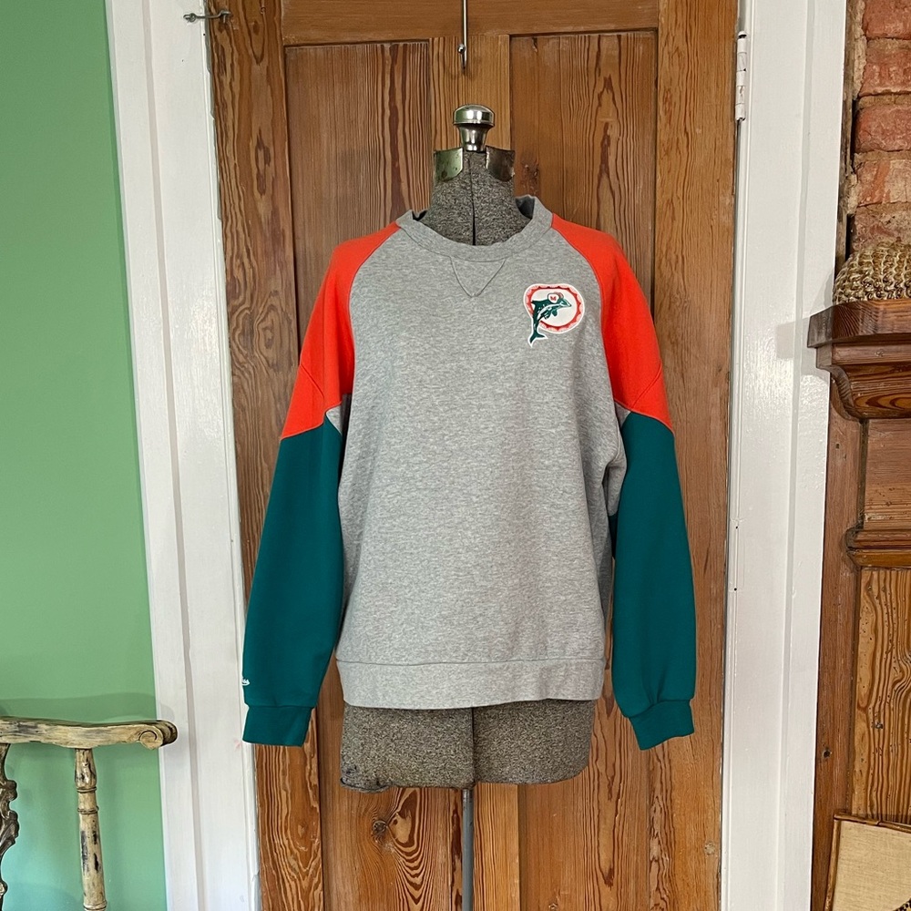 Mitchell & Ness Miami Dolphins Throwback Colorblock Raglan Sweatshirt ~ M 💛🍄